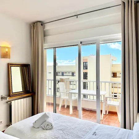 Cibeles Beachfront - Eaw Homes