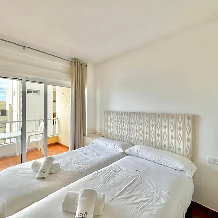 Cibeles Beachfront - Eaw Homes Apartment